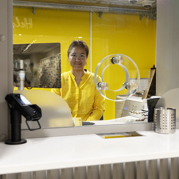 Kundeservice hos Forex i Lyngby Storcenter